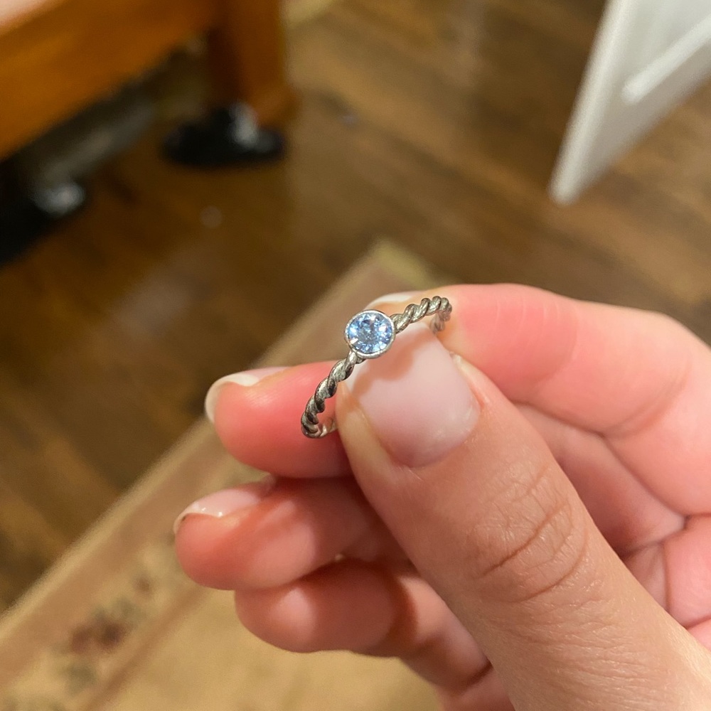 December gem stone ring